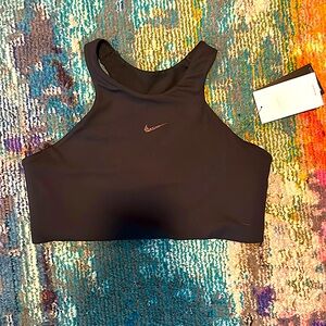 NEW WITH TAGS large  Black Nike sports bra